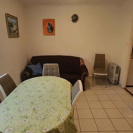 度假居 In 34653 *